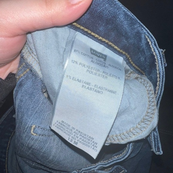 Levi’s Jeans - Picture 8 of 8